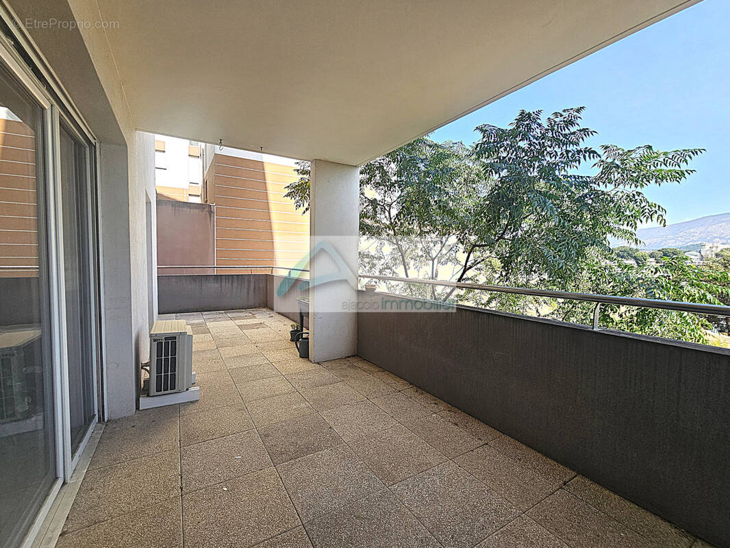 Photo Appartement à Sarrola-Carcopino au prix de 251 000€