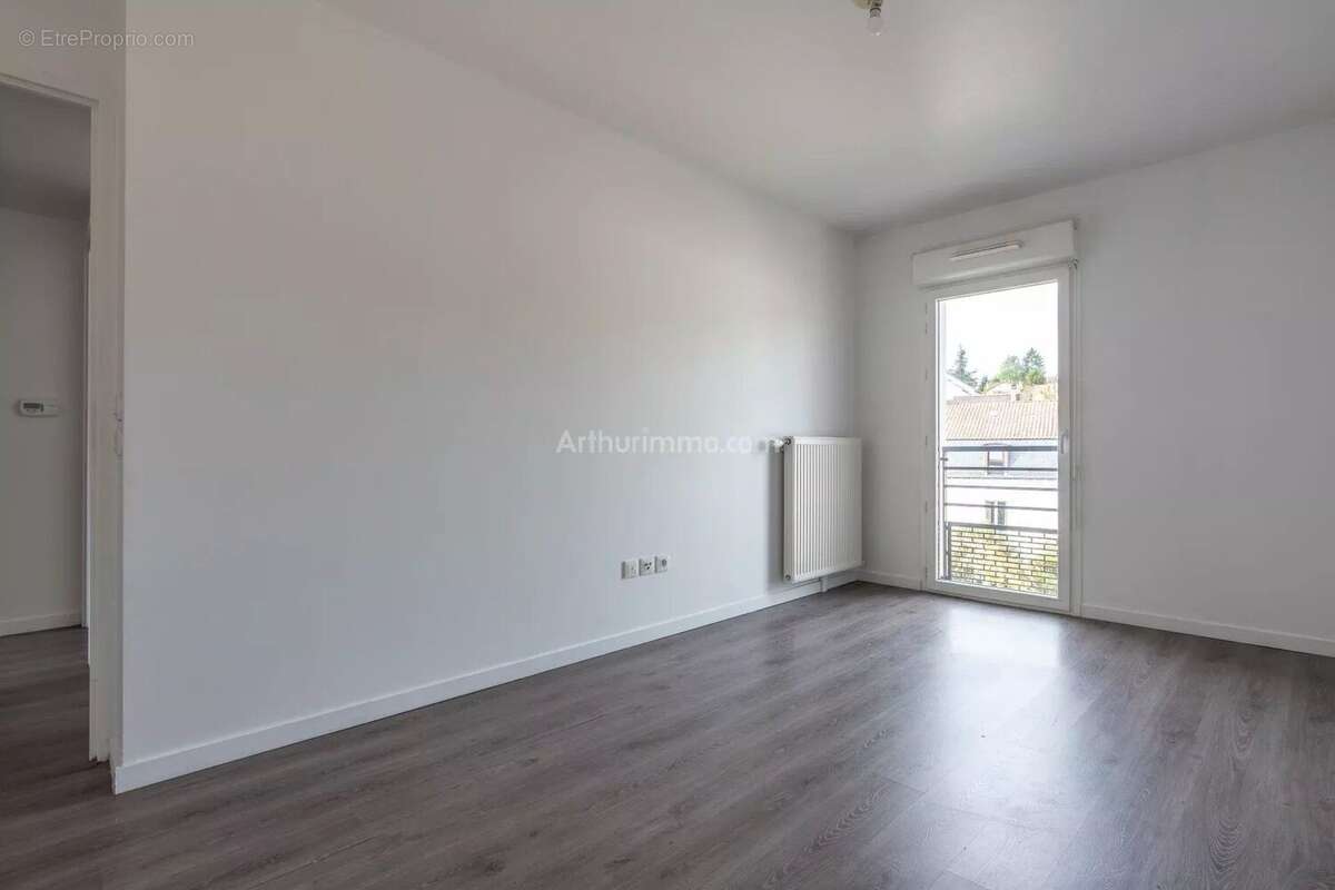 Appartement à THORIGNY-SUR-MARNE