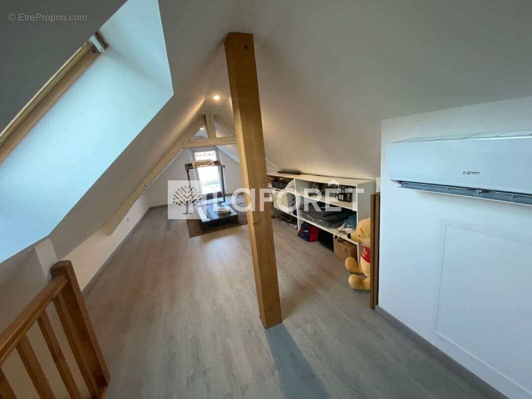 Appartement à ROSNY-SUR-SEINE