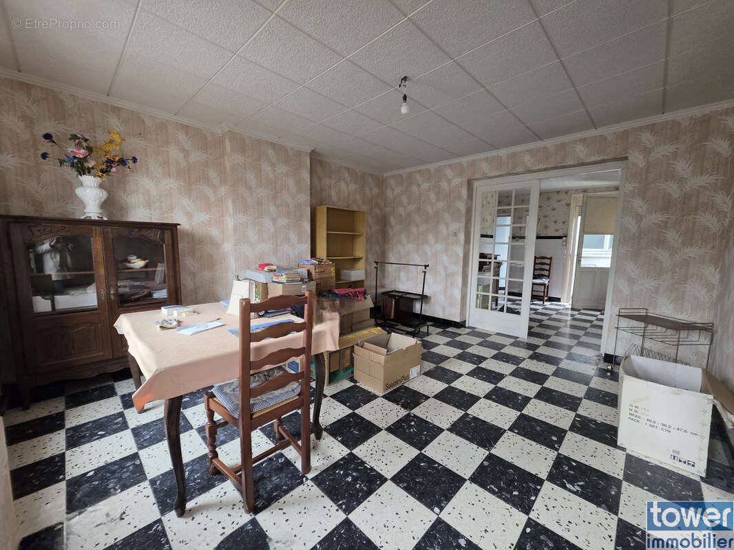 Maison à BURBURE