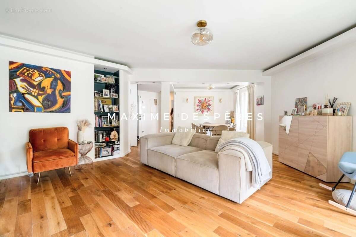 Appartement à LEVALLOIS-PERRET