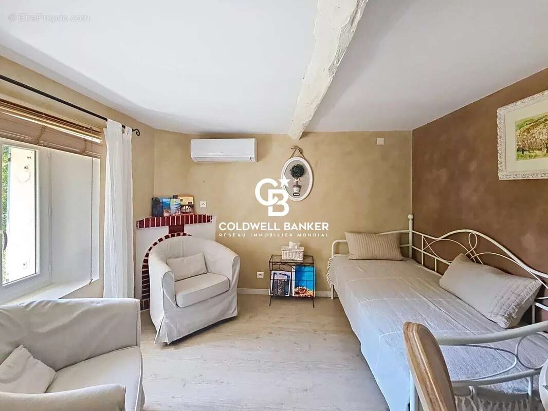 Bastide d'exception à lorgues : l'art de vivre provençal entre tradition et modernité - photo 11