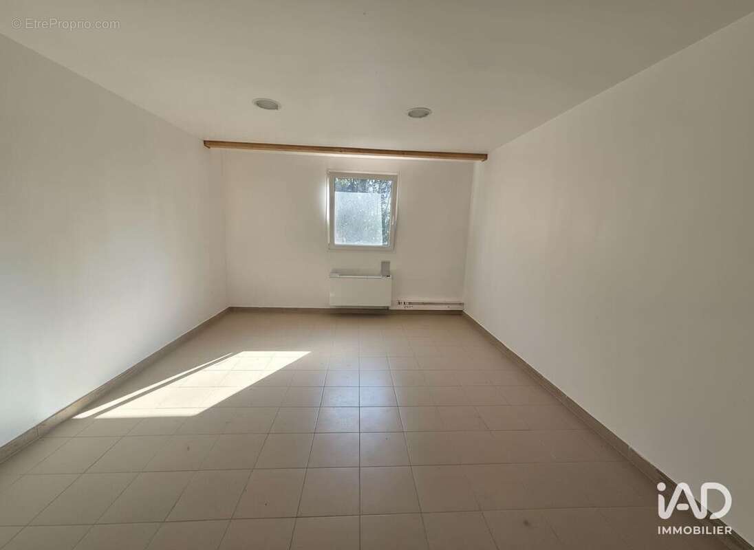 Photo 8 - Commerce à VILLENEUVE-LES-BOULOC