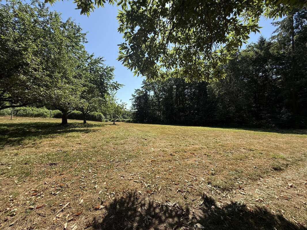 Commune de peyrilhac - photo 2