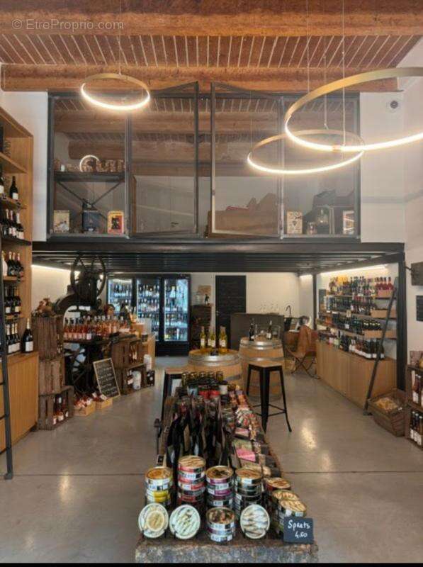 Commerce à MARSEILLE-6E