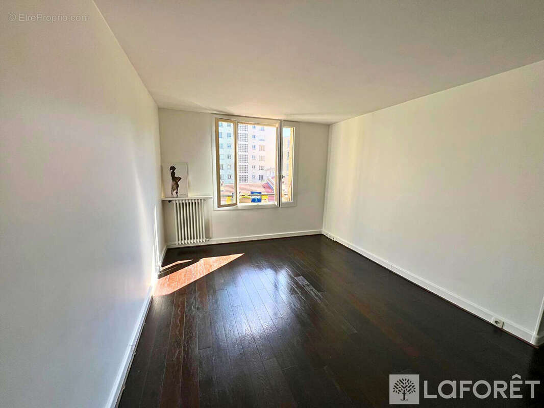 Appartement à BOULOGNE-BILLANCOURT