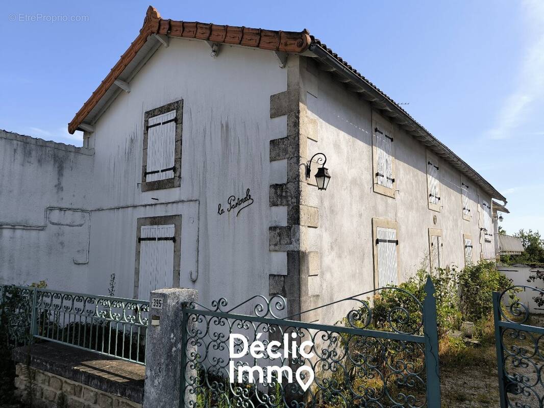 Maison à SAINT-GELAIS