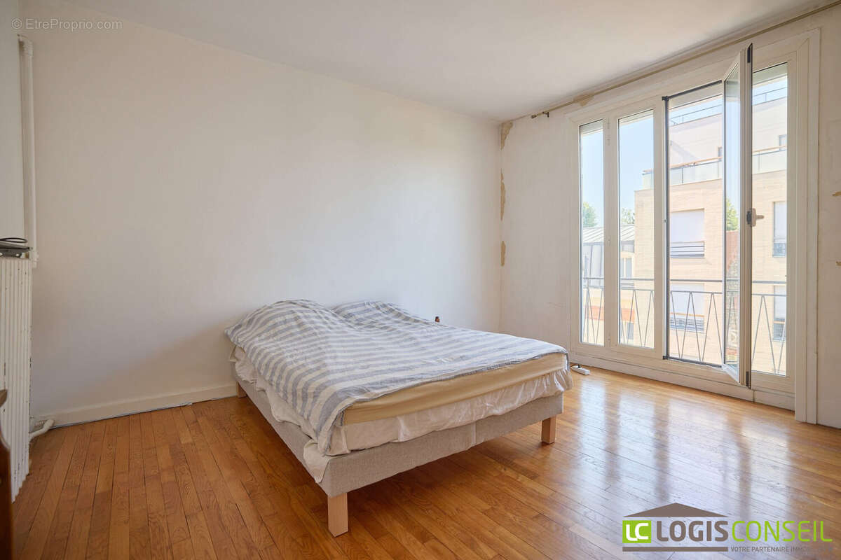 Appartement à BOURG-LA-REINE