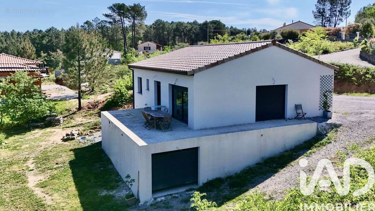 Photo 2 - Maison à MERCUER