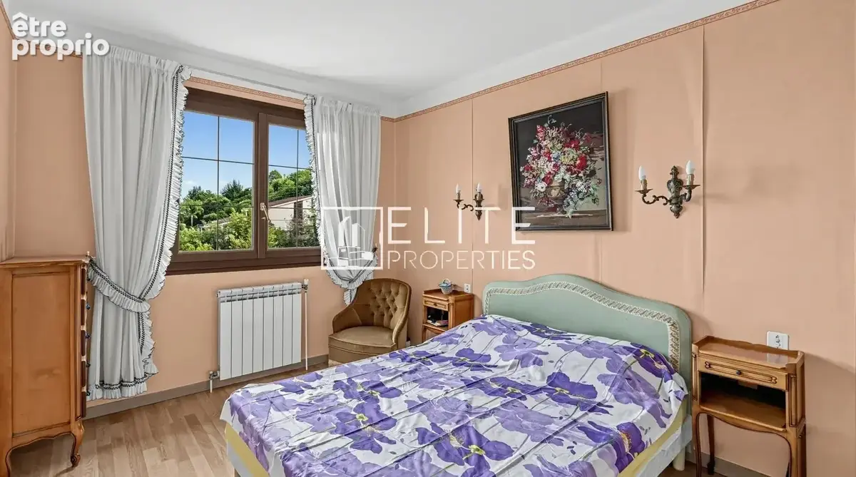 MANDELIEU-LA-NAPOULE (CAPITOU) : Maison à rénover, 110 m² habitables, vue panoramique mer et collines, terrain de 1 375 m² - photo 8
