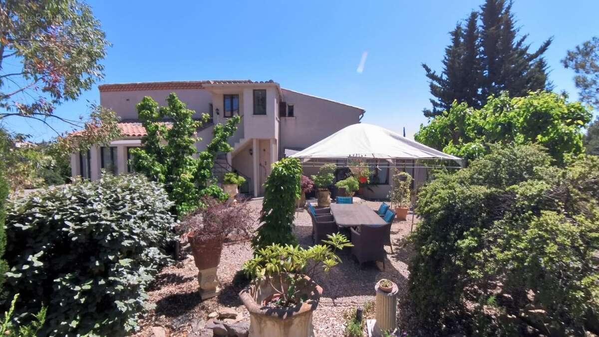 Maison à CESSERAS
