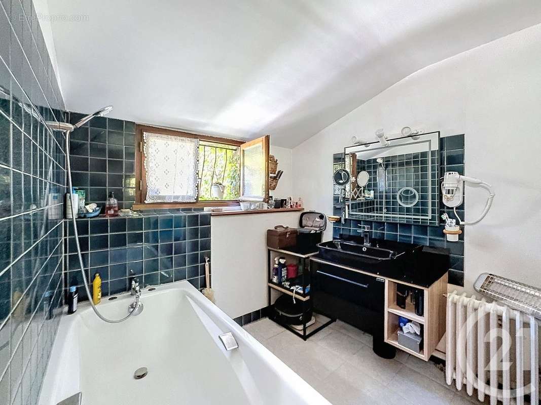 Maison à MALAY-LE-GRAND