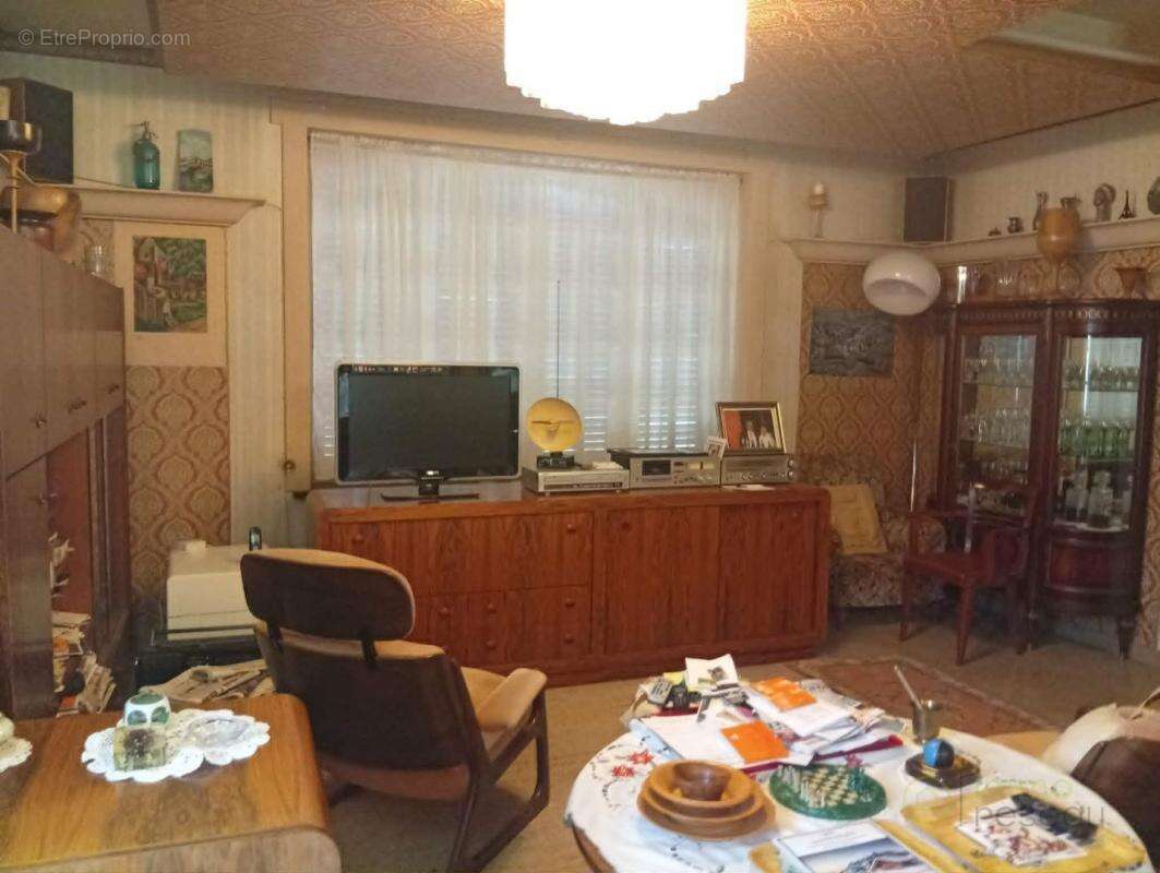 Maison à ROCROI