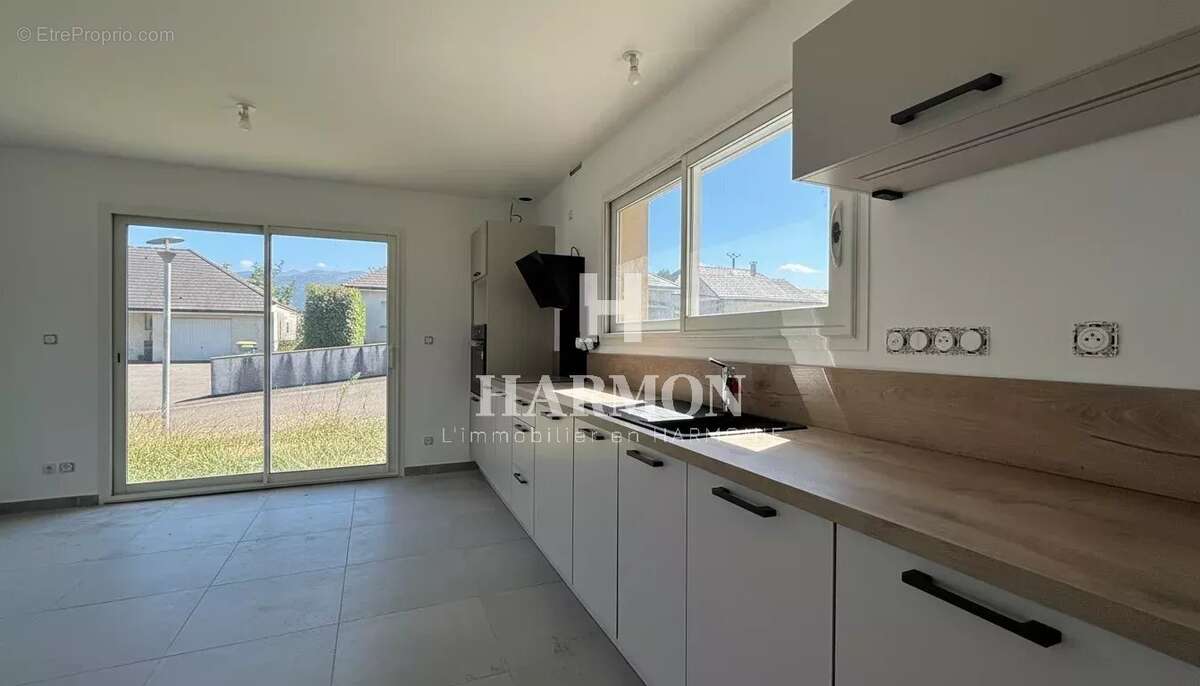 Maison de plain-pied à personnaliser avec beau potentiel - photo 3