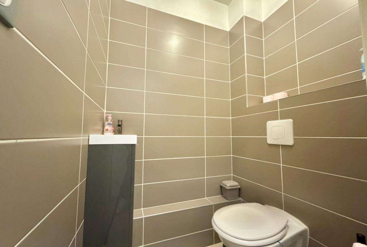 Appartement à CHENOVE