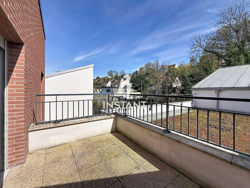 Appartement à CHENNEVIERES-SUR-MARNE