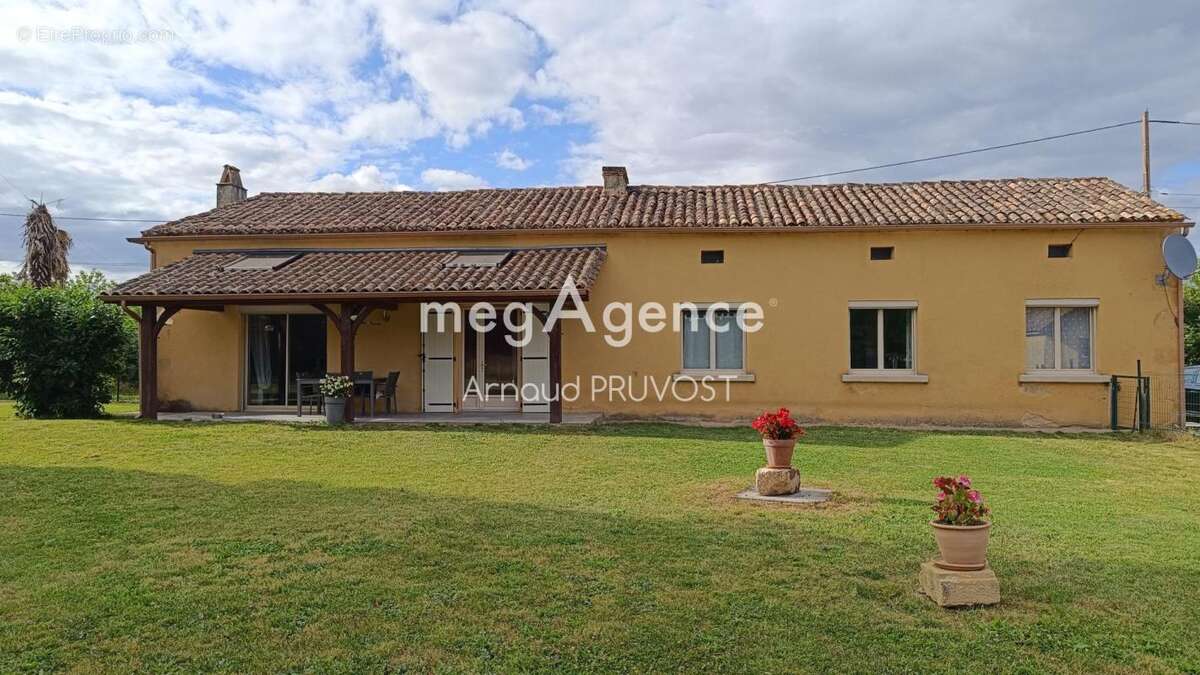 Maison à BEAUMONT-DU-PERIGORD