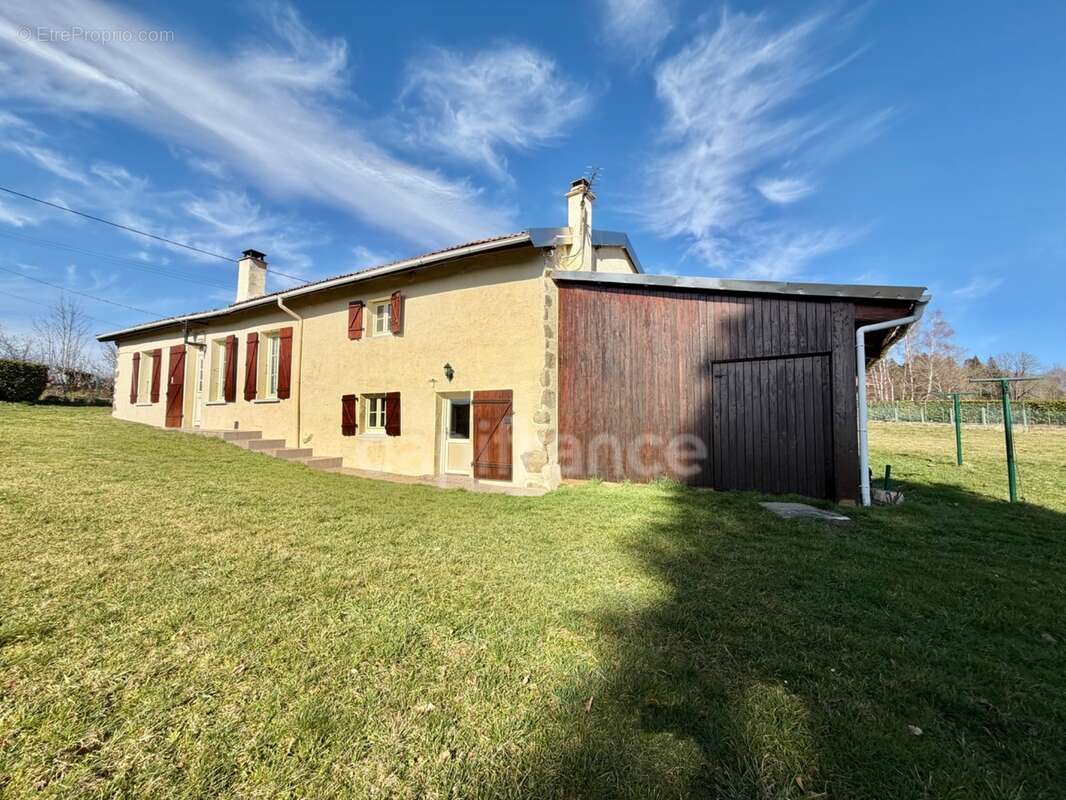 Maison 120 m² - environnement calme - terrain clos de 1 525 m² - photo 6