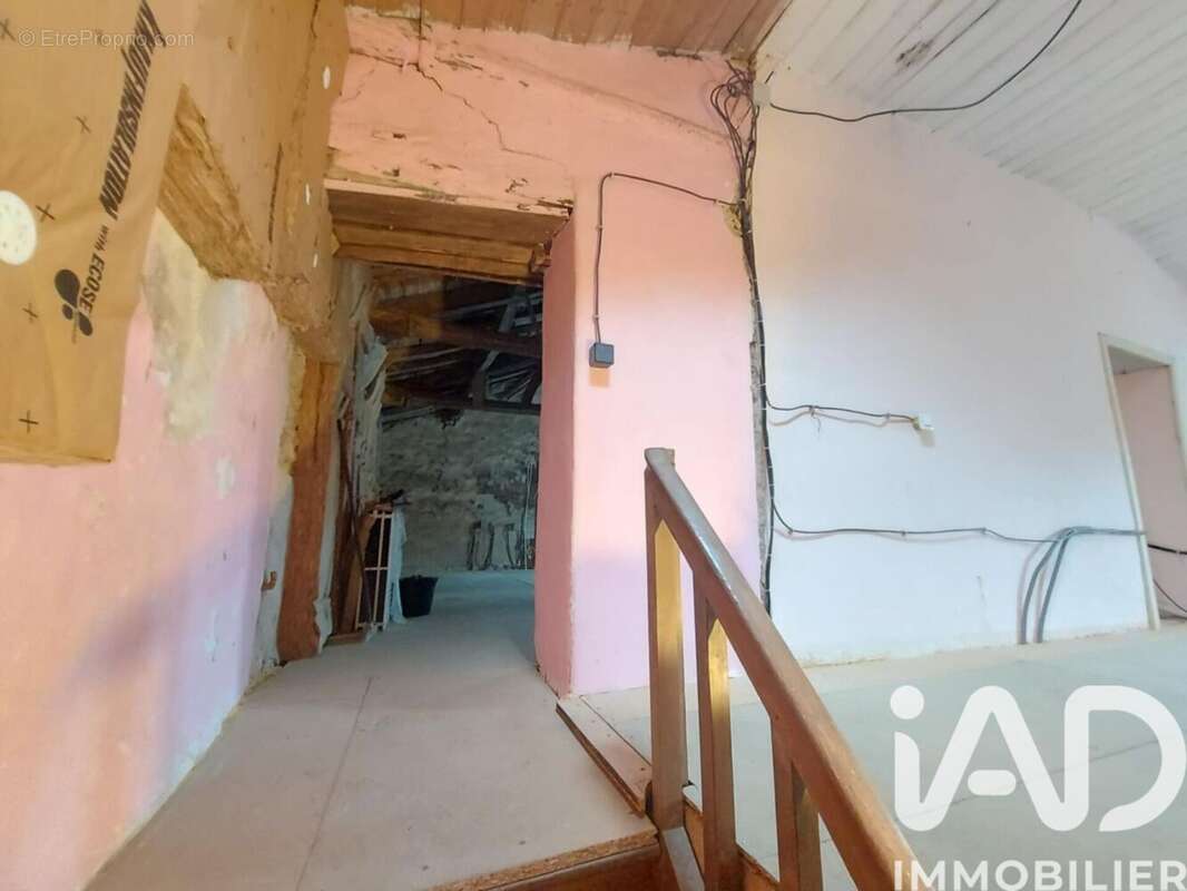 Photo 9 - Maison à BAZOGES-EN-PAREDS