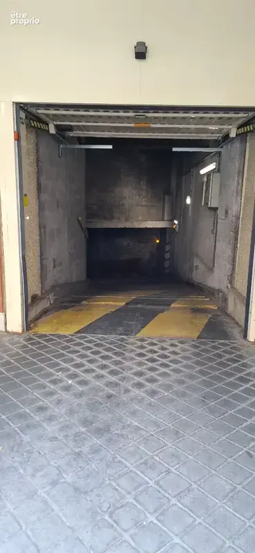 Parking à PARIS-13E
