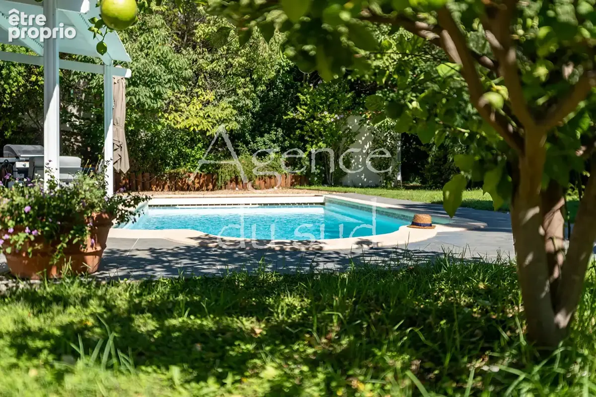 Maison de caractère - 150 m² - Piscine - Lotissement sécurisé - photo 3