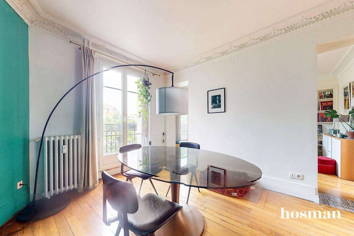 Appartement à PARIS-18E