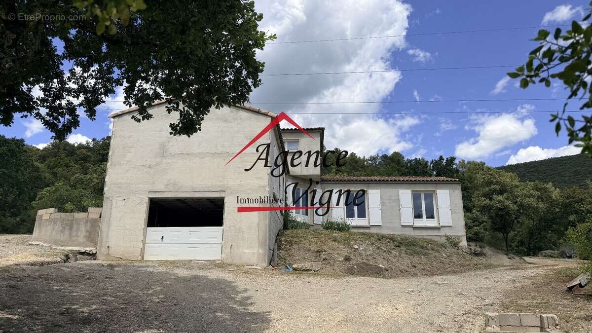 Maison à SAINT-FLORENT-SUR-AUZONNET
