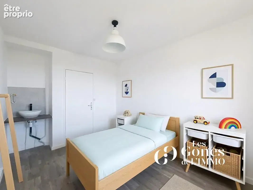 Les Gones de l'Immo vous présentent   Appartement 5 pièces d - photo 5