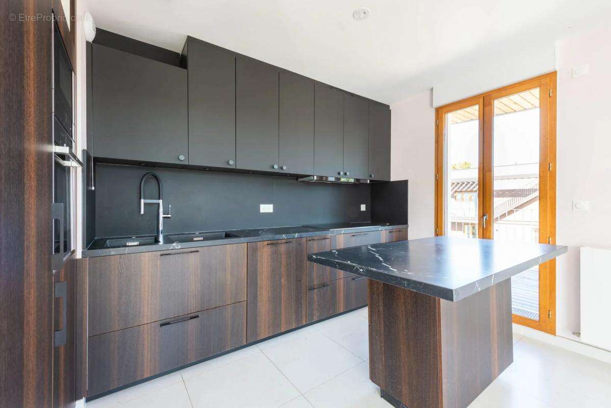 Appartement à LE VESINET