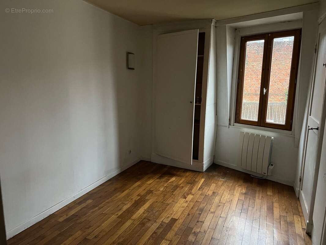 Maison à CHAUNY