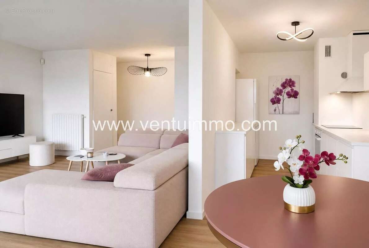 Le cannet, 3p. vue panoramique collines, exclusivite chez ventu immo : - photo 3