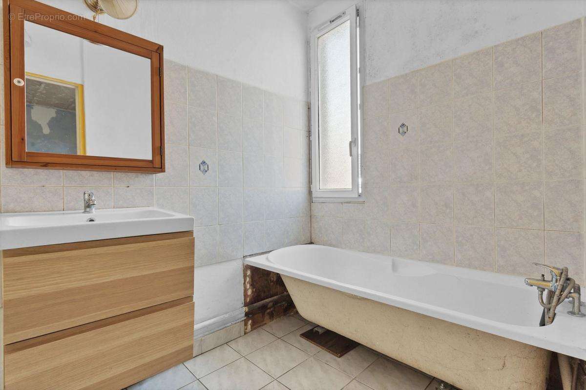 450 m de la Gare - Appartement 2 pièces de 36.28 m² - Cave - photo 5