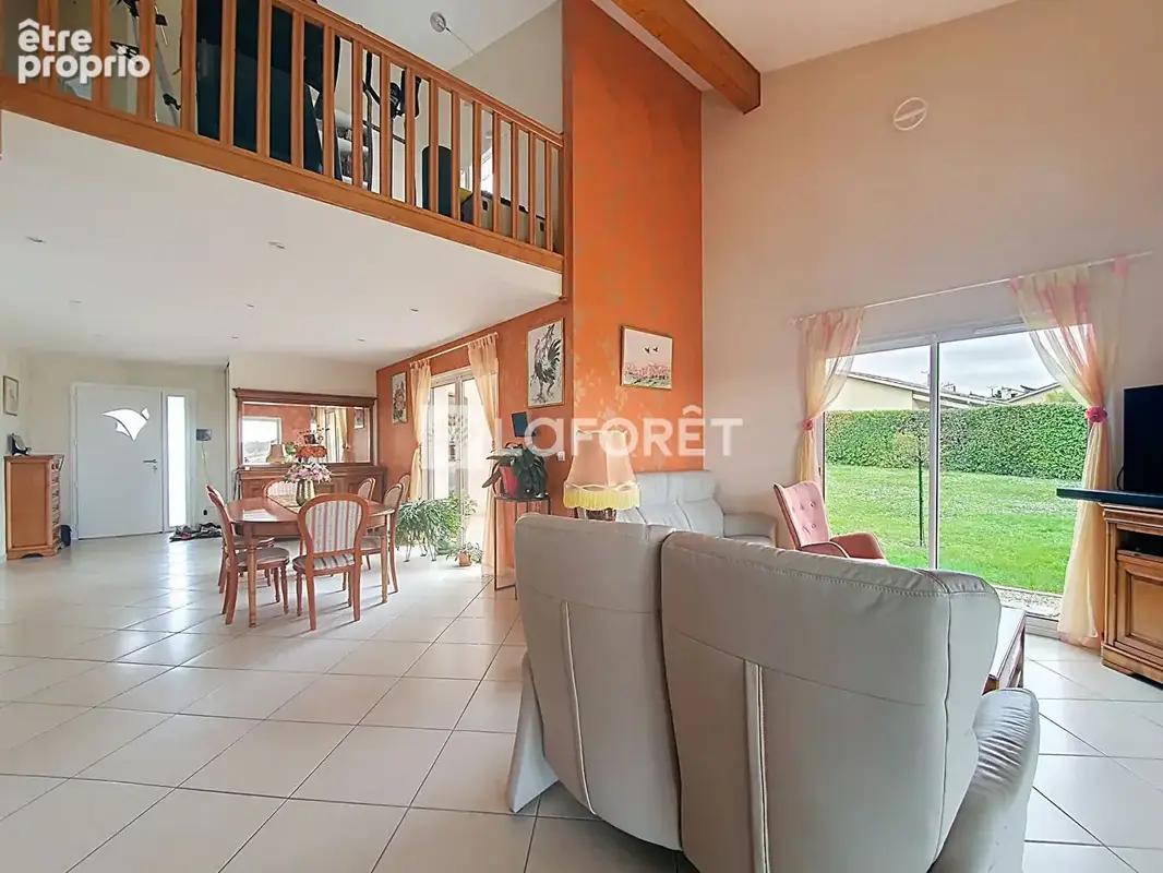 Villemur-sur-Tarn, maison de type 5, garage sur une parcelle de 7 460 m² environ - photo 10