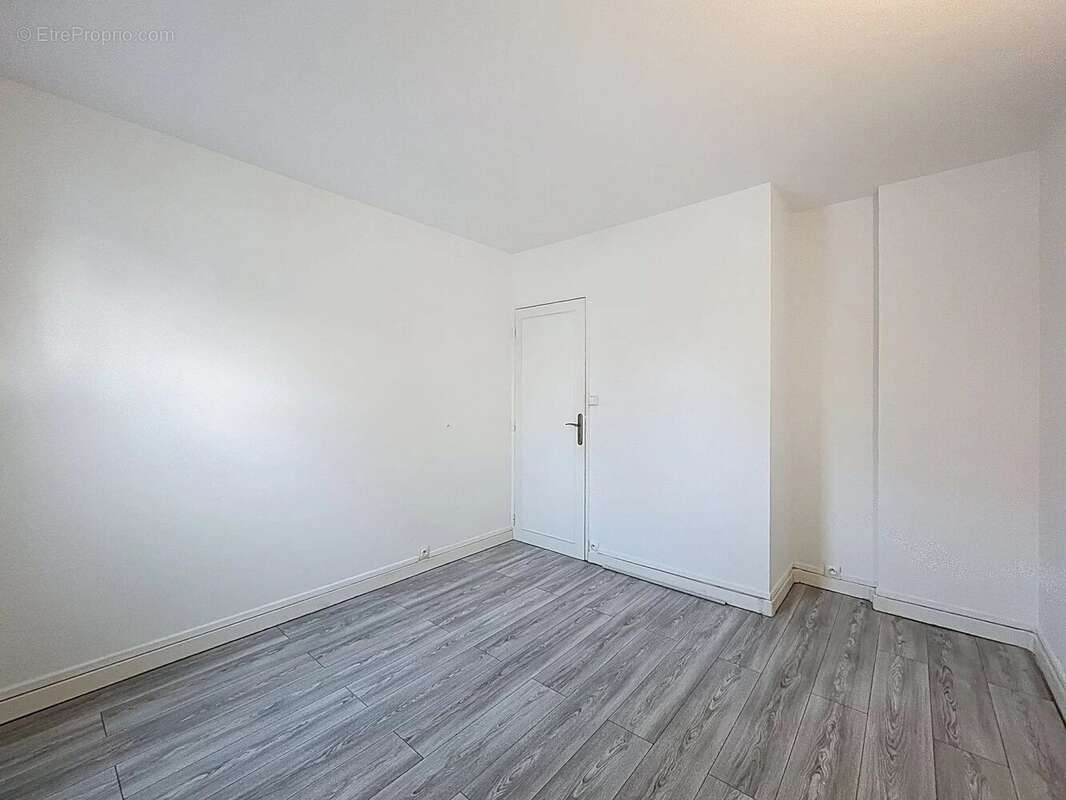 Appartement à LIMEIL-BREVANNES