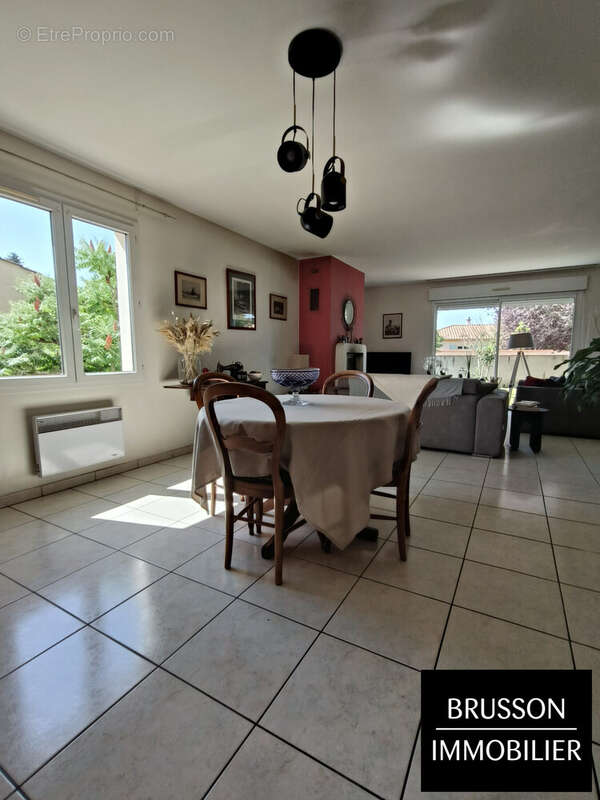 Maison à SAIX