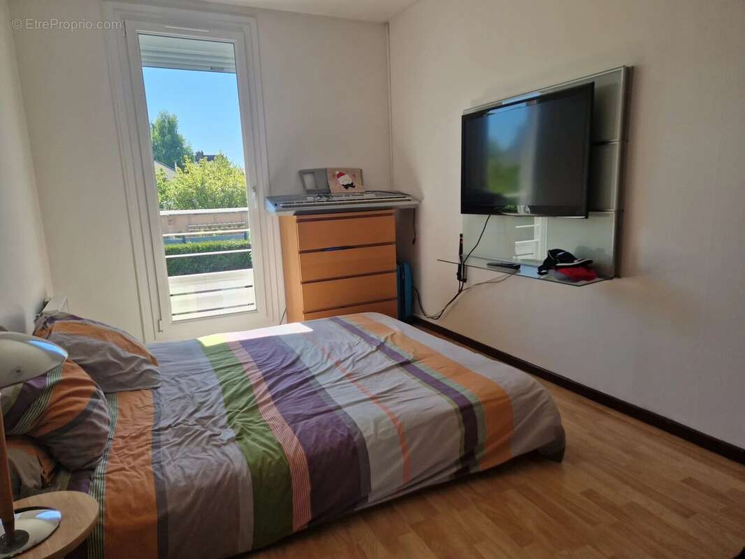 Maison 88 m² à Voisins-Le-Bretonneux  - photo 5