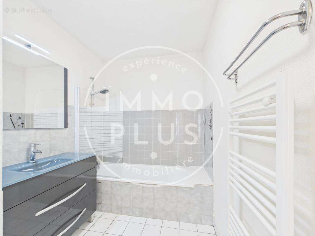 Appartement à CRAN-GEVRIER
