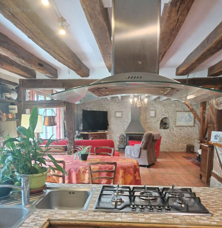 Maison à CHANCEAUX-SUR-CHOISILLE