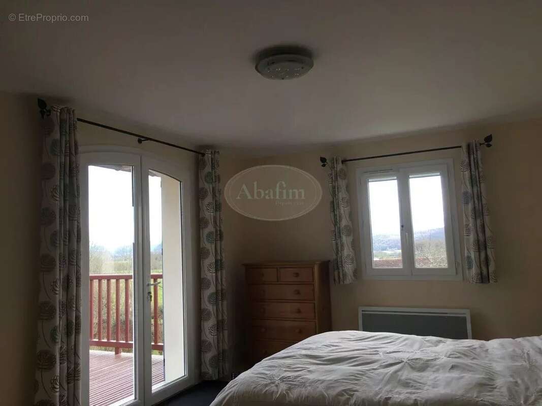 Maison à SAUVETERRE-DE-BEARN