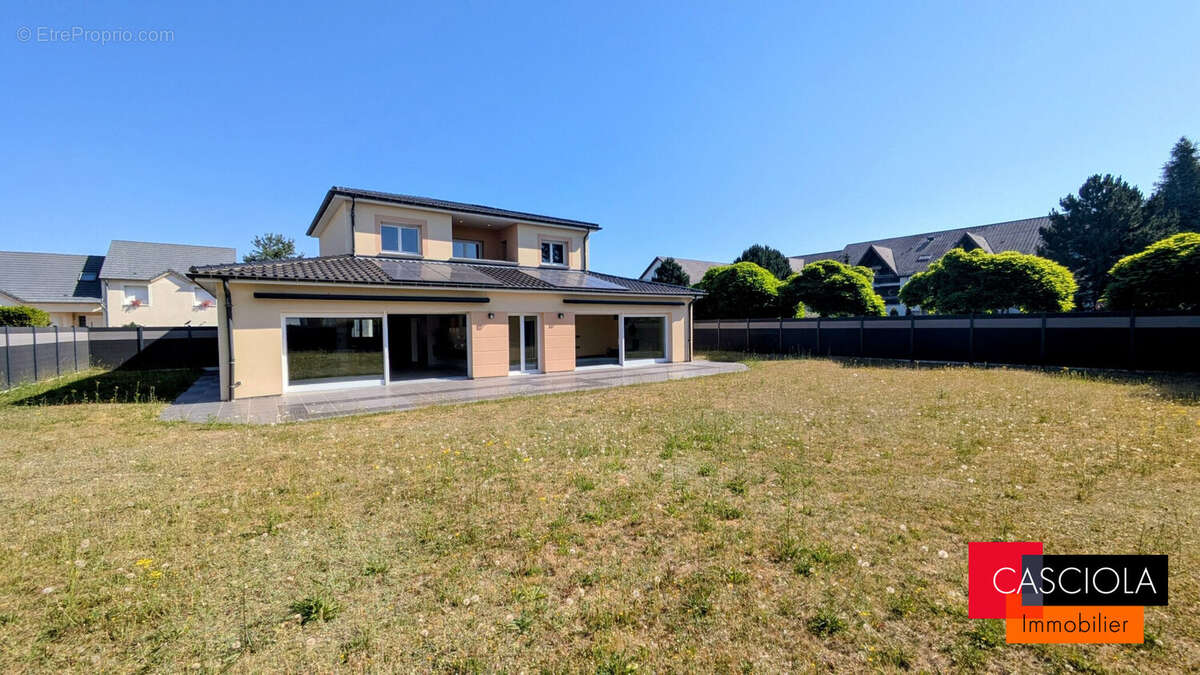 Maison à MARLY