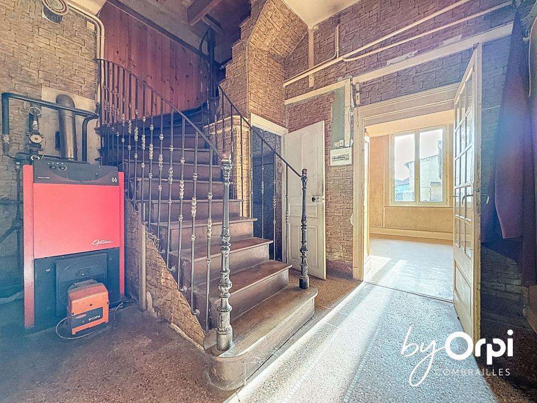 Maison à SAINT-ELOY-LES-MINES