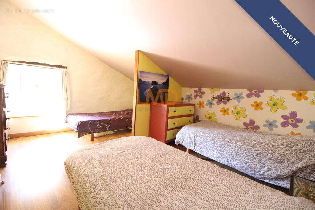 Appartement à SAINT-PAUL-LE-JEUNE