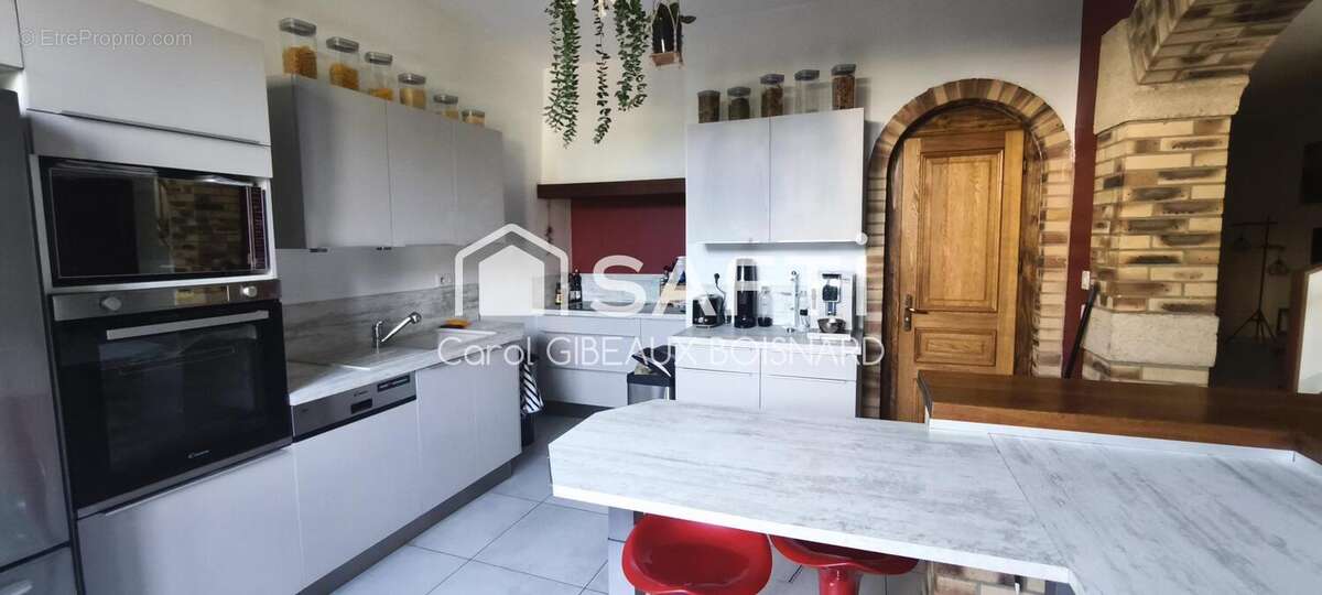 Maison 176 m² à Arrou  - photo 4