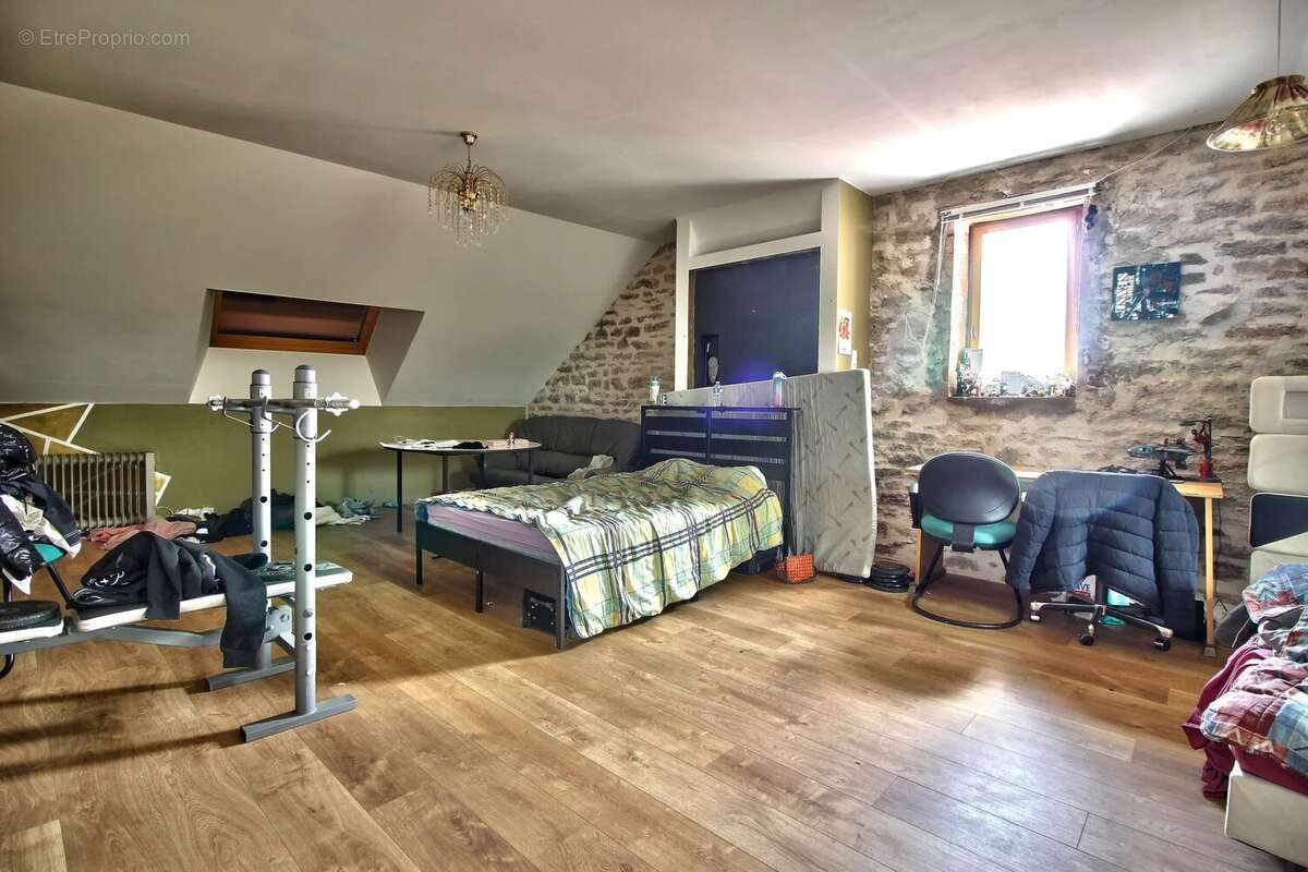 Maison à SOMBERNON