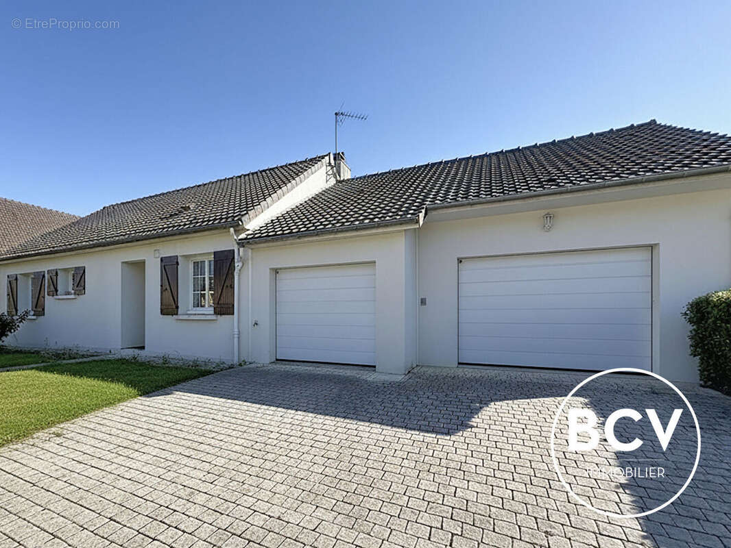 CHAMPHOL (28) Maison T6 double garage et jardin exposé Sud-Ouest - photo 2