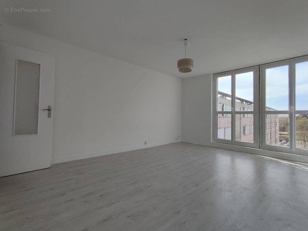 Photo 1 - Appartement à BEAUVAIS