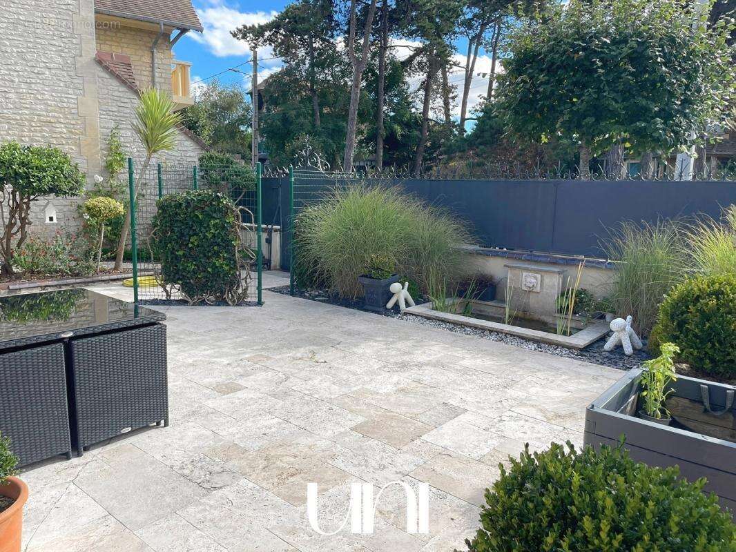 Maison à OUISTREHAM