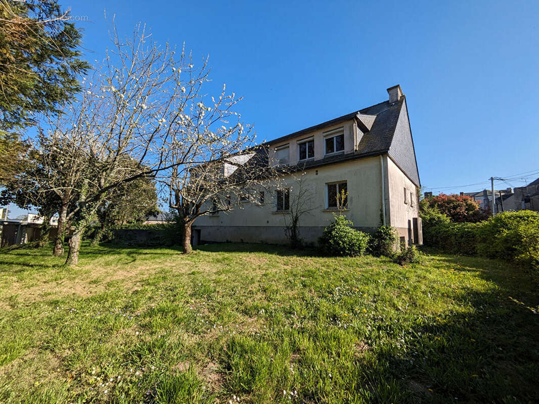 Appartement à PEAULE