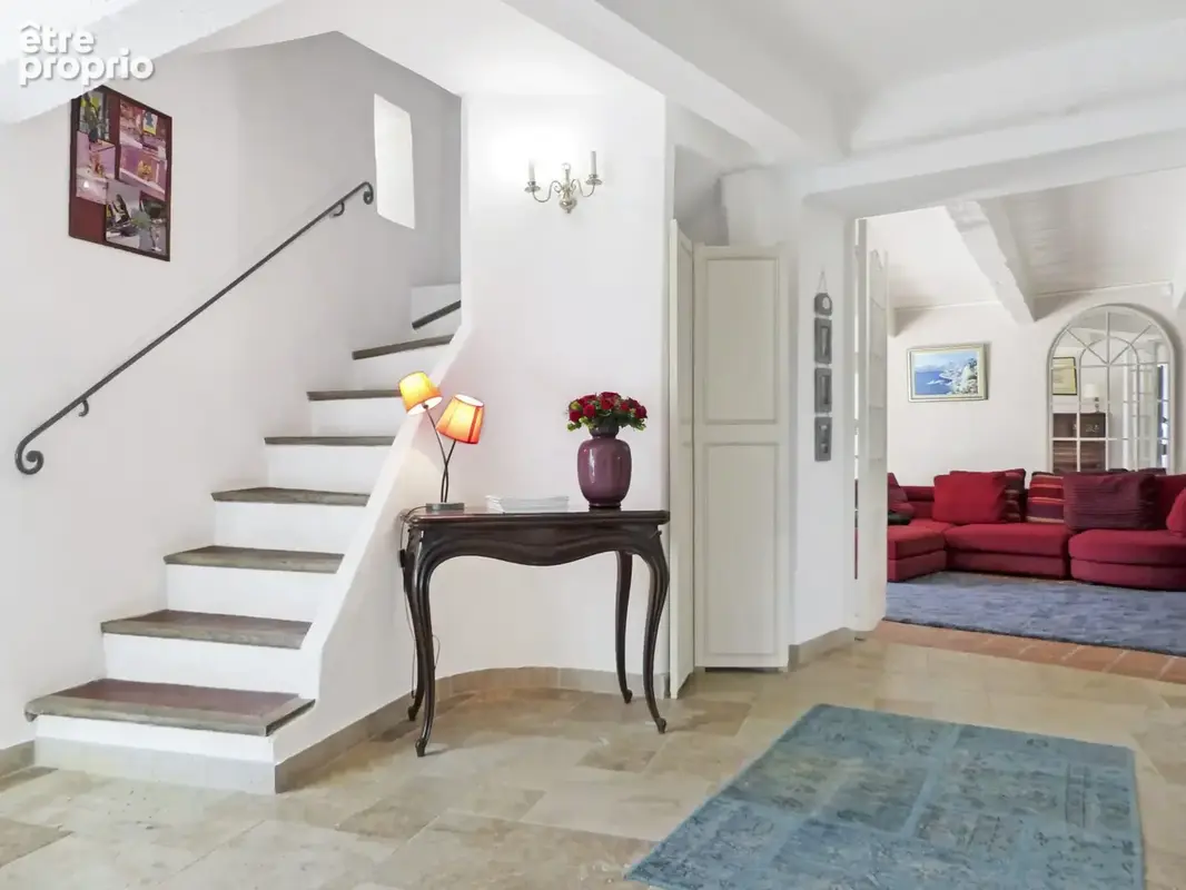 Maison 10 pièces 325 m² à vendre à La Roquebrussanne (83136) - photo 8