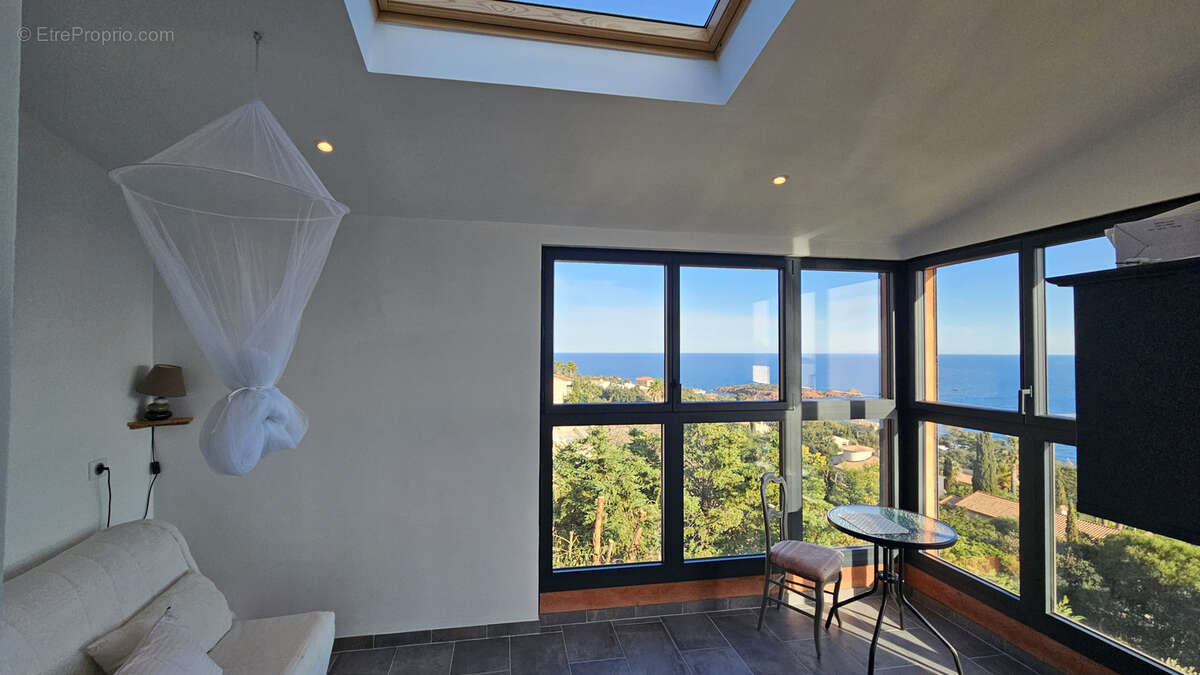 Maison à SAINT-RAPHAEL